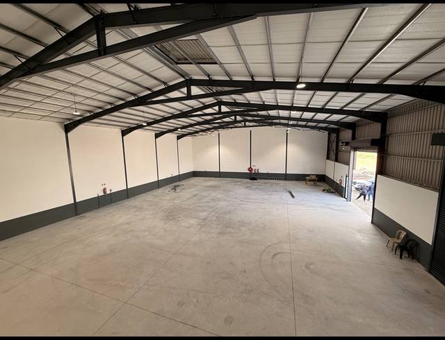 645M² WAREHOUSE FOR SALE IN WELLINGTON CENTRAL